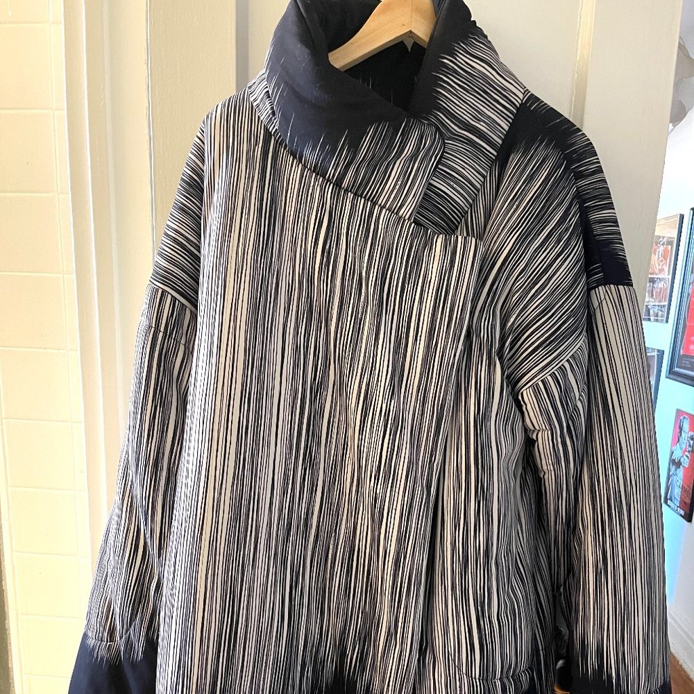Norma Kamala sleeping bag coat PERFECT FOR THE COLD WEATHER !!